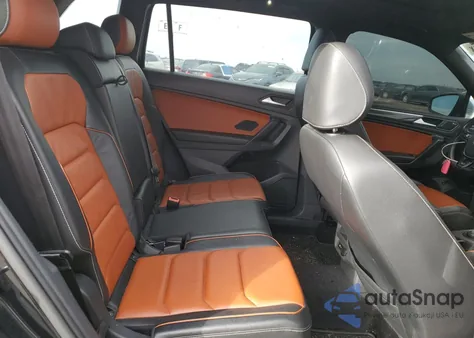 2021 Volkswagen Tiguan Sel Premium R-Line z USA, uszkodzony, nr VIN 3VV4B7AX3MM151953